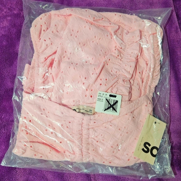 Plus Size Eyelet Crop Top Puff Sleeve Cinched Front Cute Comfy PINK 3X NWT - Picture 1 of 7